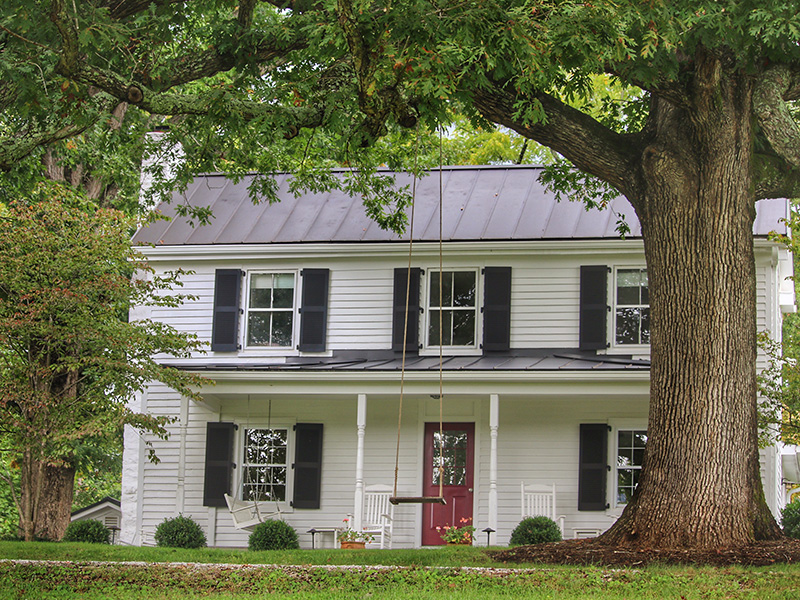 The Farmhouse at Lovingston Winery